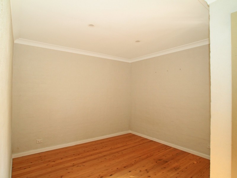 9 Greentree Avenue, Sussex Inlet NSW 2540