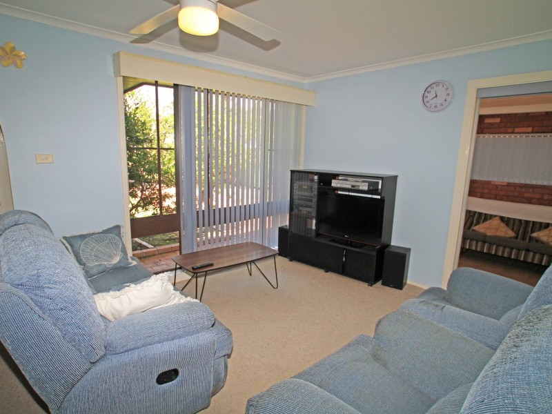 25 Surfway Avenue, Berrara NSW 2540