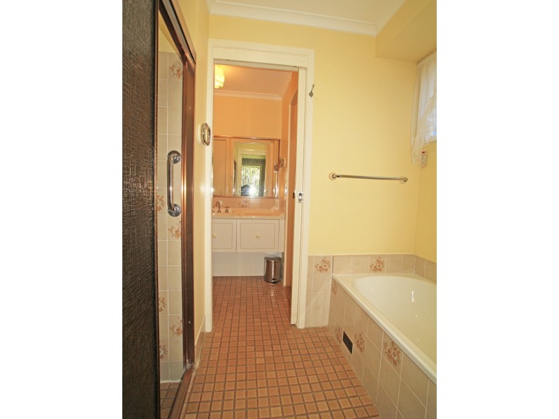 25 Surfway Avenue, Berrara NSW 2540