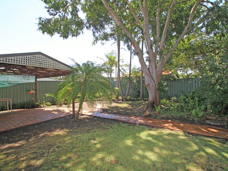 25 Surfway Avenue, Berrara NSW 2540