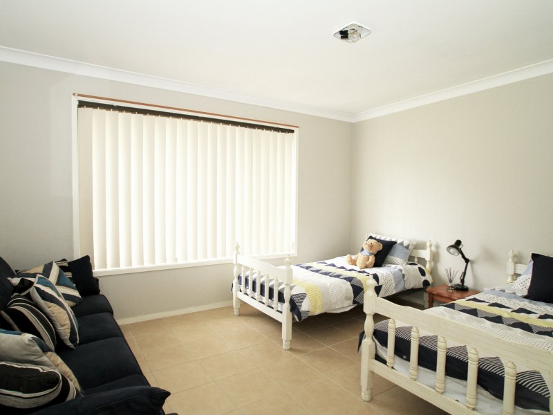 9 Anchorage Close, Sussex Inlet NSW 2540