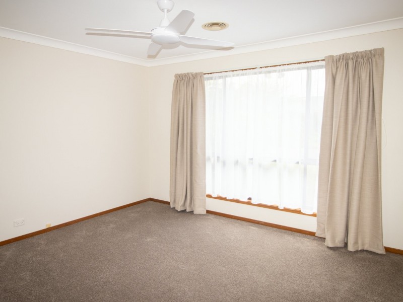 38 Cater Crescent, Sussex Inlet NSW 2540