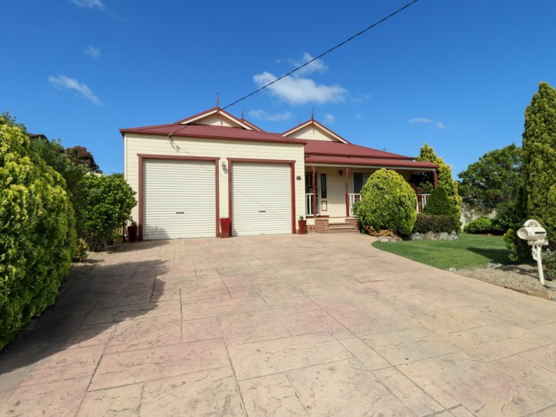 48 Sussex Inlet Road, Sussex Inlet NSW 2540