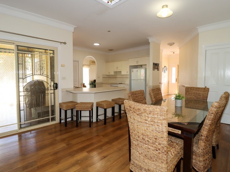 48 Sussex Inlet Road, Sussex Inlet NSW 2540