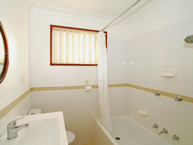 2/58 Iverison Road, Sussex Inlet NSW 2540