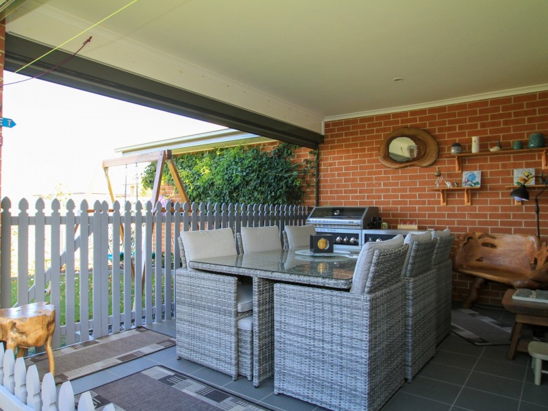 6 Peacehaven Way, Sussex Inlet NSW 2540