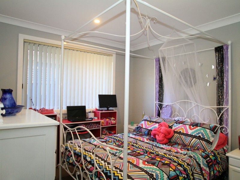 6 Peacehaven Way, Sussex Inlet NSW 2540