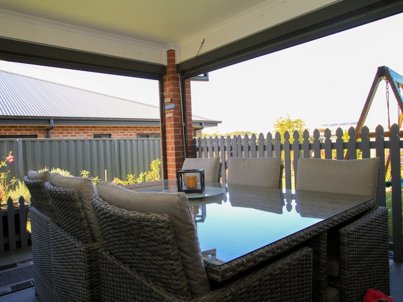 6 Peacehaven Way, Sussex Inlet NSW 2540