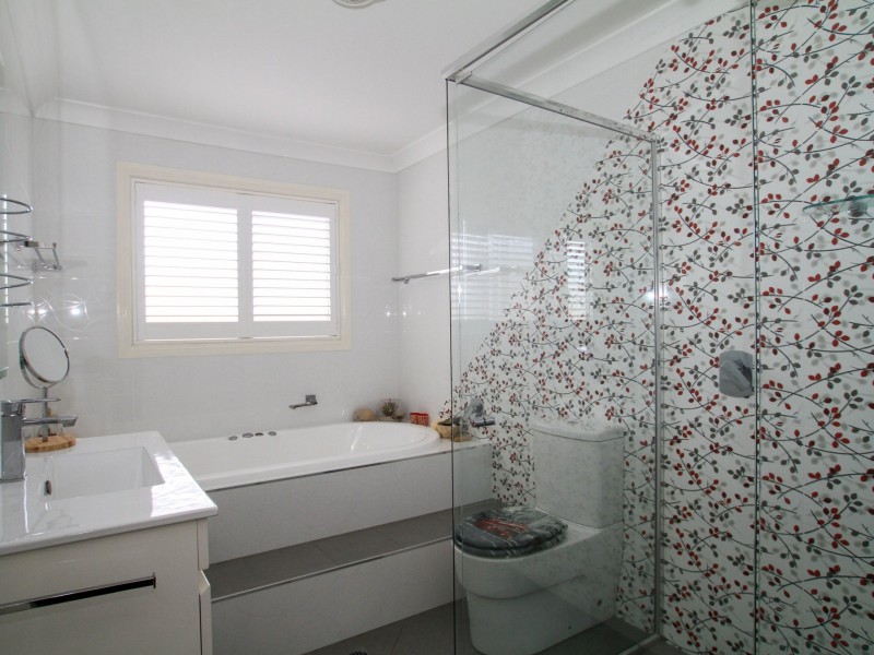 14 Wunda Avenue, Sussex Inlet NSW 2540