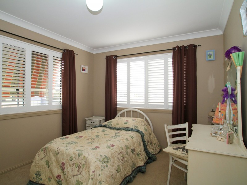 14 Wunda Avenue, Sussex Inlet NSW 2540