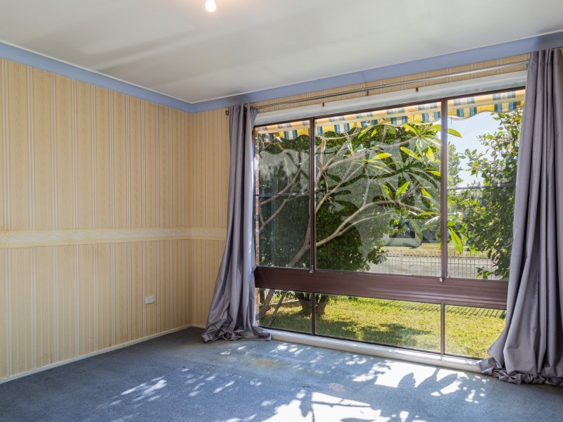 74 Jacobs Drive, Sussex Inlet NSW 2540