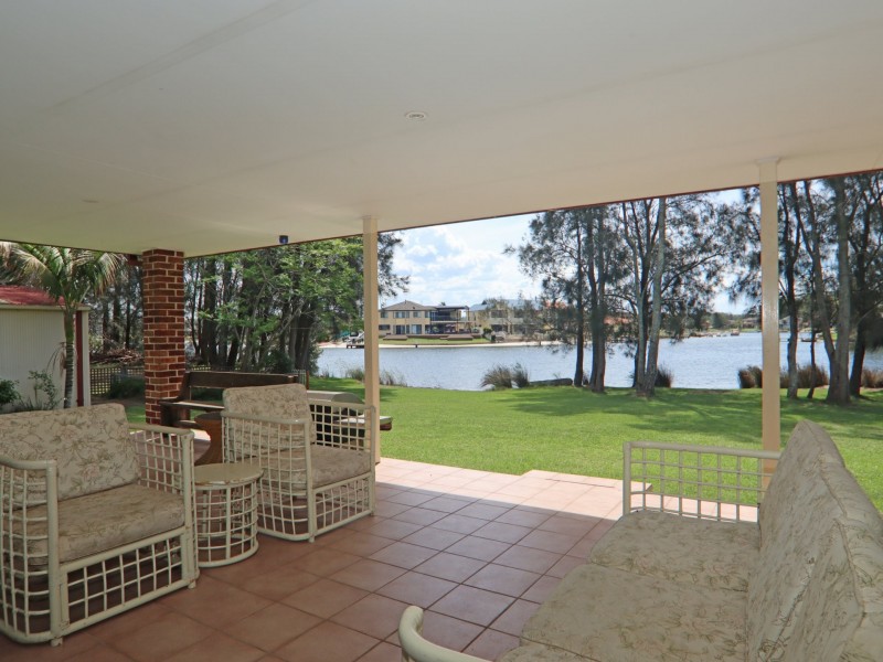 41 Ray Street, Sussex Inlet NSW 2540