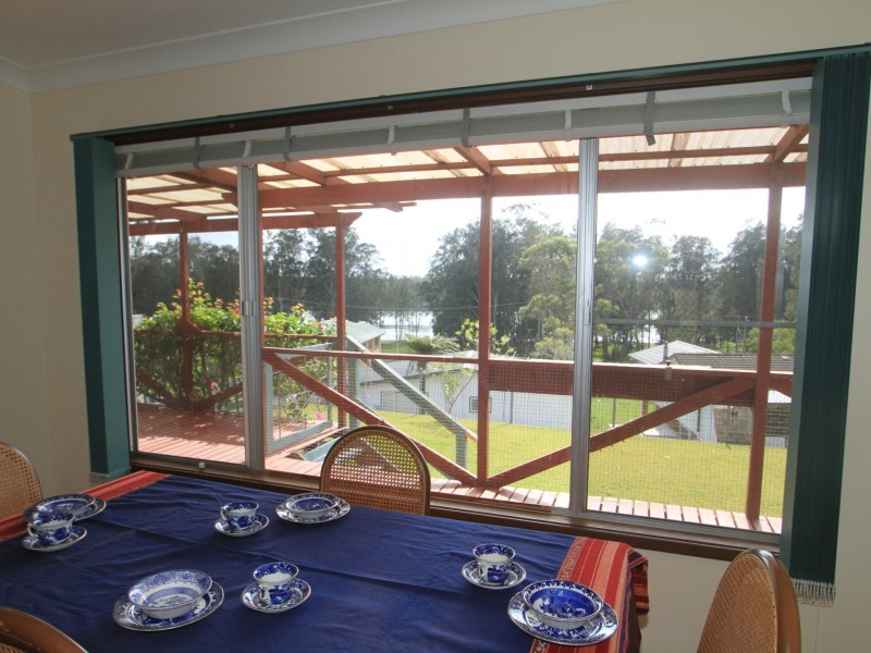 90 River Road, Sussex Inlet NSW 2540