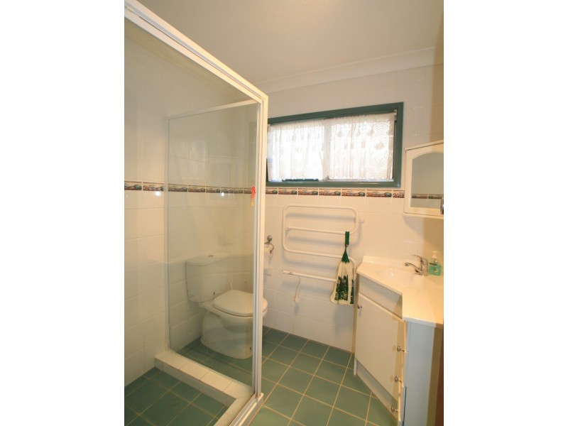 90 River Road, Sussex Inlet NSW 2540