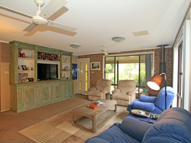 32 Waterhaven Avenue, Berrara NSW 2540