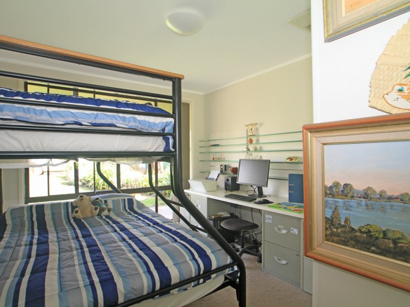 32 Waterhaven Avenue, Berrara NSW 2540