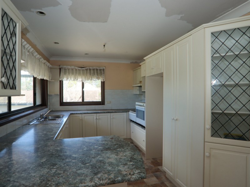 94 River Road, Sussex Inlet NSW 2540