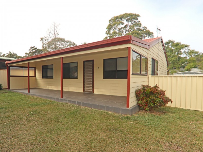 8 Pearl Close, Sussex Inlet NSW 2540