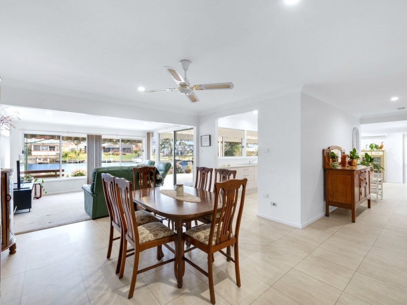 18 Cormorant Avenue, Sussex Inlet NSW 2540