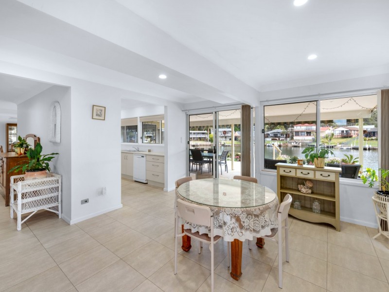 18 Cormorant Avenue, Sussex Inlet NSW 2540