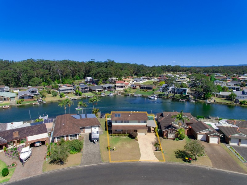 18 Cormorant Avenue, Sussex Inlet NSW 2540