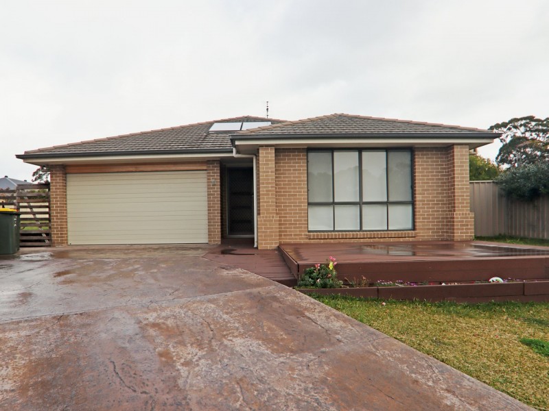 4 Buttonwood Close, Sussex Inlet NSW 2540