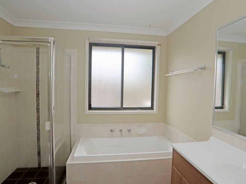 4 Buttonwood Close, Sussex Inlet NSW 2540