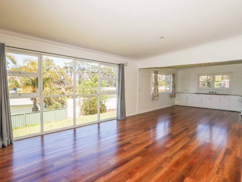 12 Lakeway Ave, Berrara NSW 2540