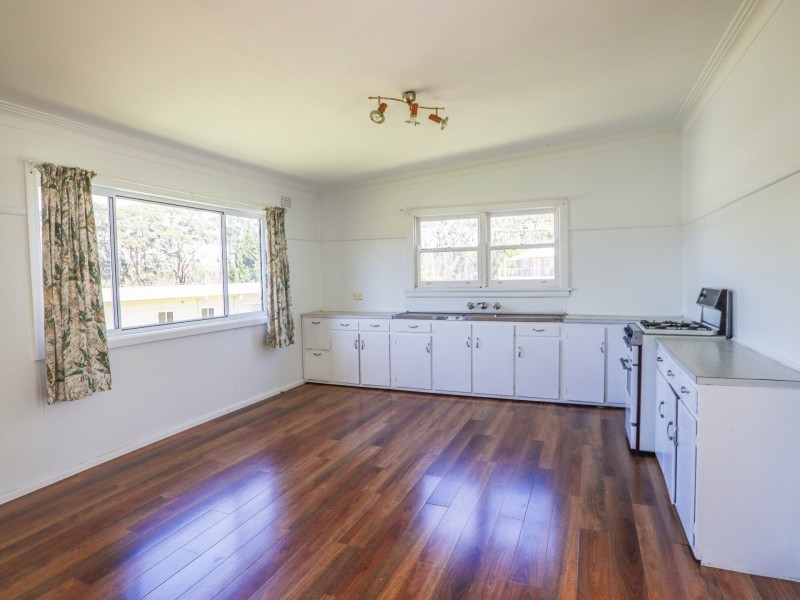 12 Lakeway Ave, Berrara NSW 2540