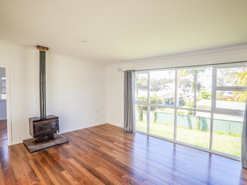 12 Lakeway Ave, Berrara NSW 2540