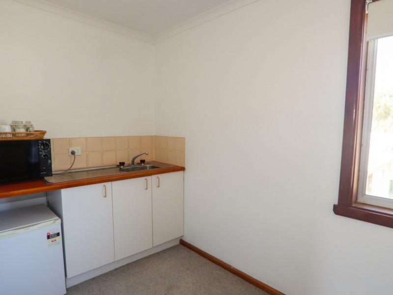 6 Beachway Avenue, Berrara NSW 2540