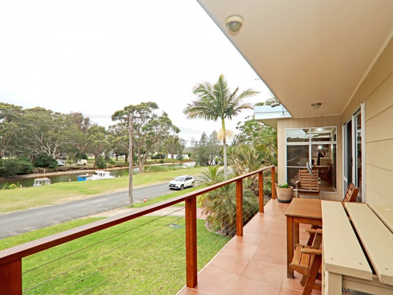 10 Alamein Road, Sussex Inlet NSW 2540