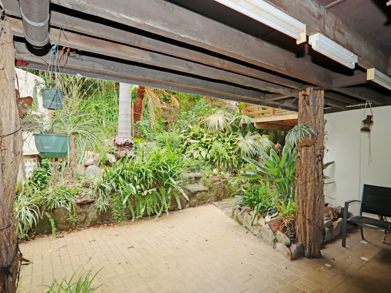 10 Alamein Road, Sussex Inlet NSW 2540