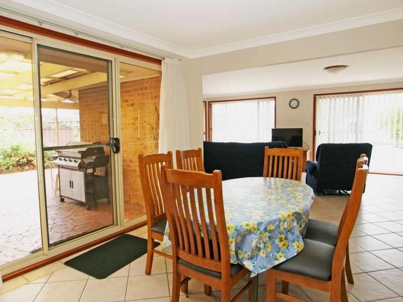 41 Thora Street, Sussex Inlet NSW 2540