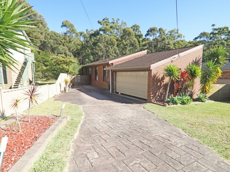 23 Suncrest Avenue, Sussex Inlet NSW 2540