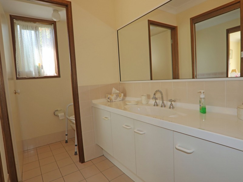 71 River Road, Sussex Inlet NSW 2540