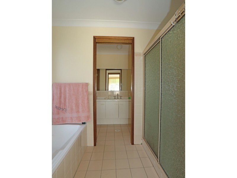 71 River Road, Sussex Inlet NSW 2540