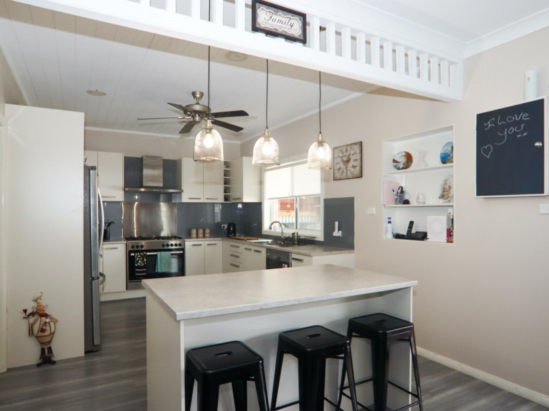 27 River Road, Sussex Inlet NSW 2540