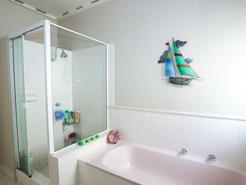 27 River Road, Sussex Inlet NSW 2540