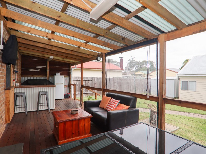 27 River Road, Sussex Inlet NSW 2540