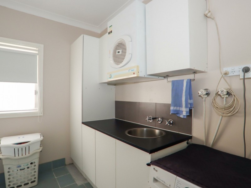 27 River Road, Sussex Inlet NSW 2540