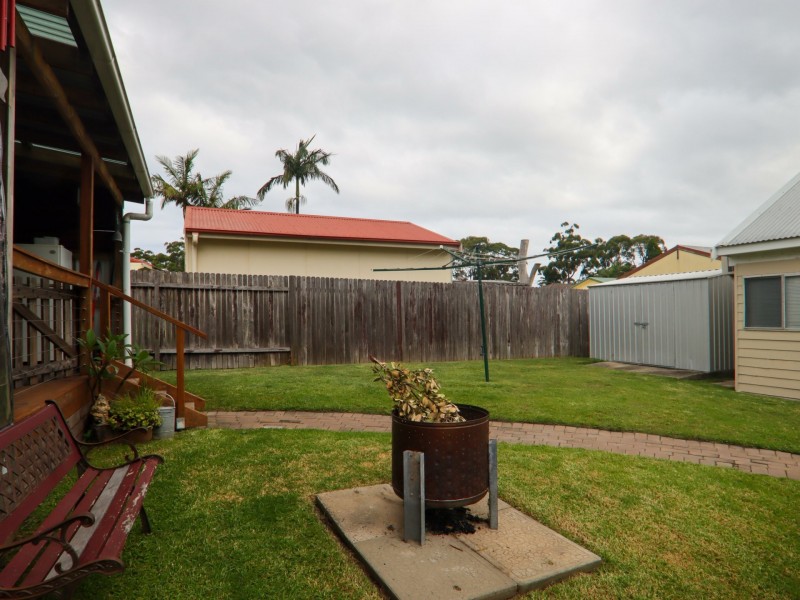 27 River Road, Sussex Inlet NSW 2540