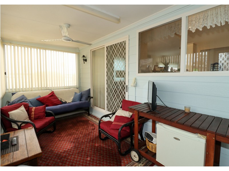 74 Sussex Inlet Road, Sussex Inlet NSW 2540