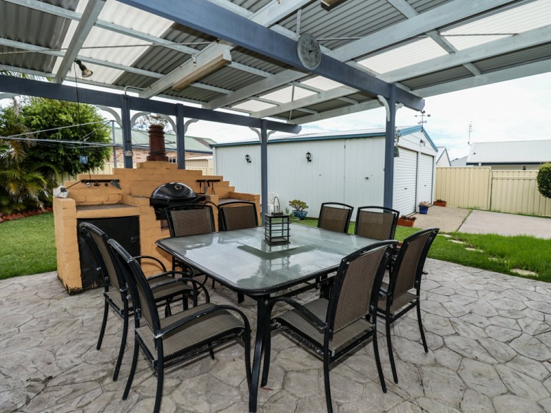 74 Sussex Inlet Road, Sussex Inlet NSW 2540