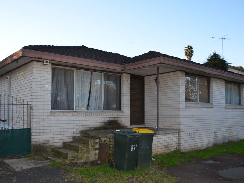 87A Cornelia Rd, Toongabbie NSW 2146