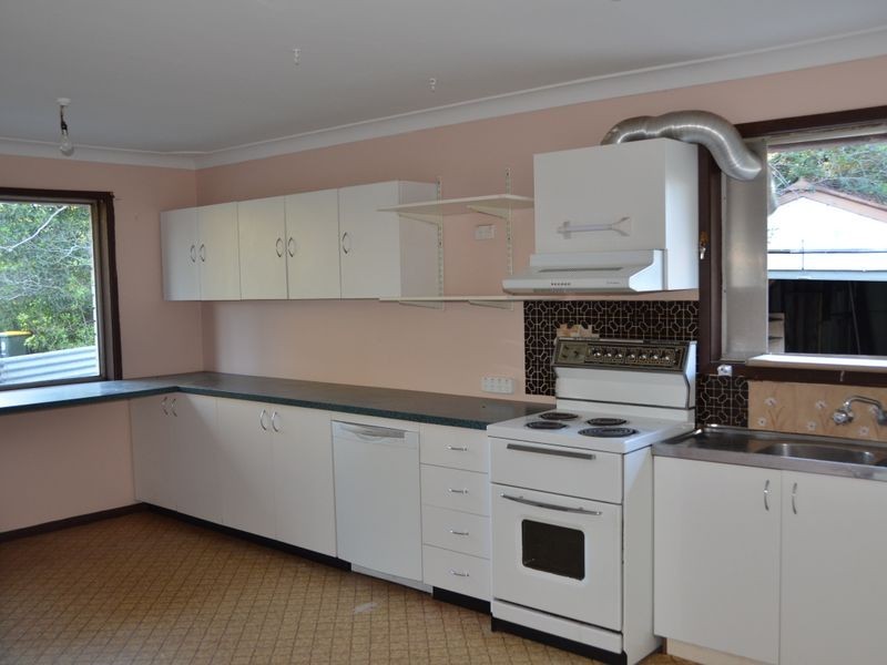 87A Cornelia Rd, Toongabbie NSW 2146