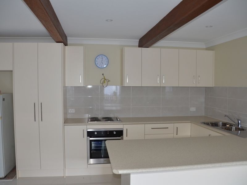 27 Rowley St, Seven Hills NSW 2147