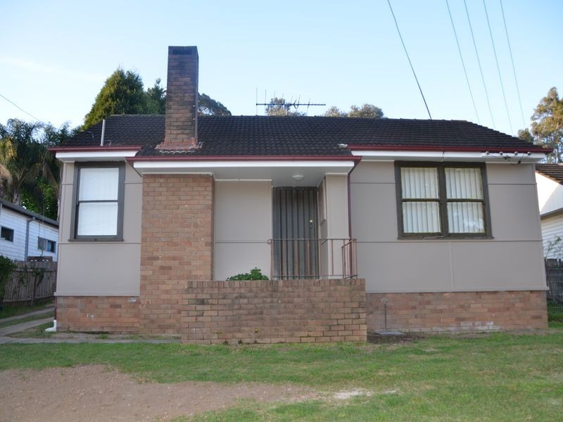 27 Rowley St, Seven Hills NSW 2147