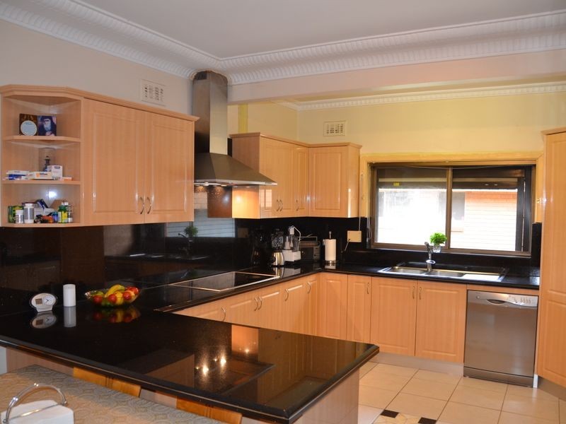 64 Girraween Road, Girraween NSW 2145