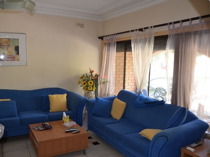 64 Girraween Road, Girraween NSW 2145